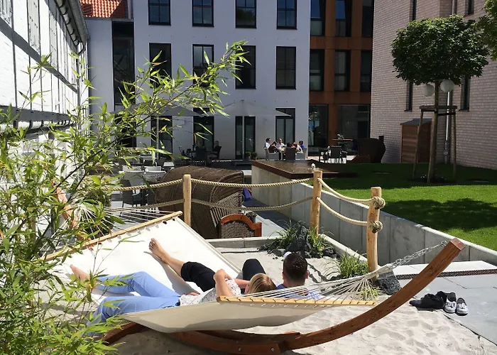 Hafen 4* פלאנסבורג